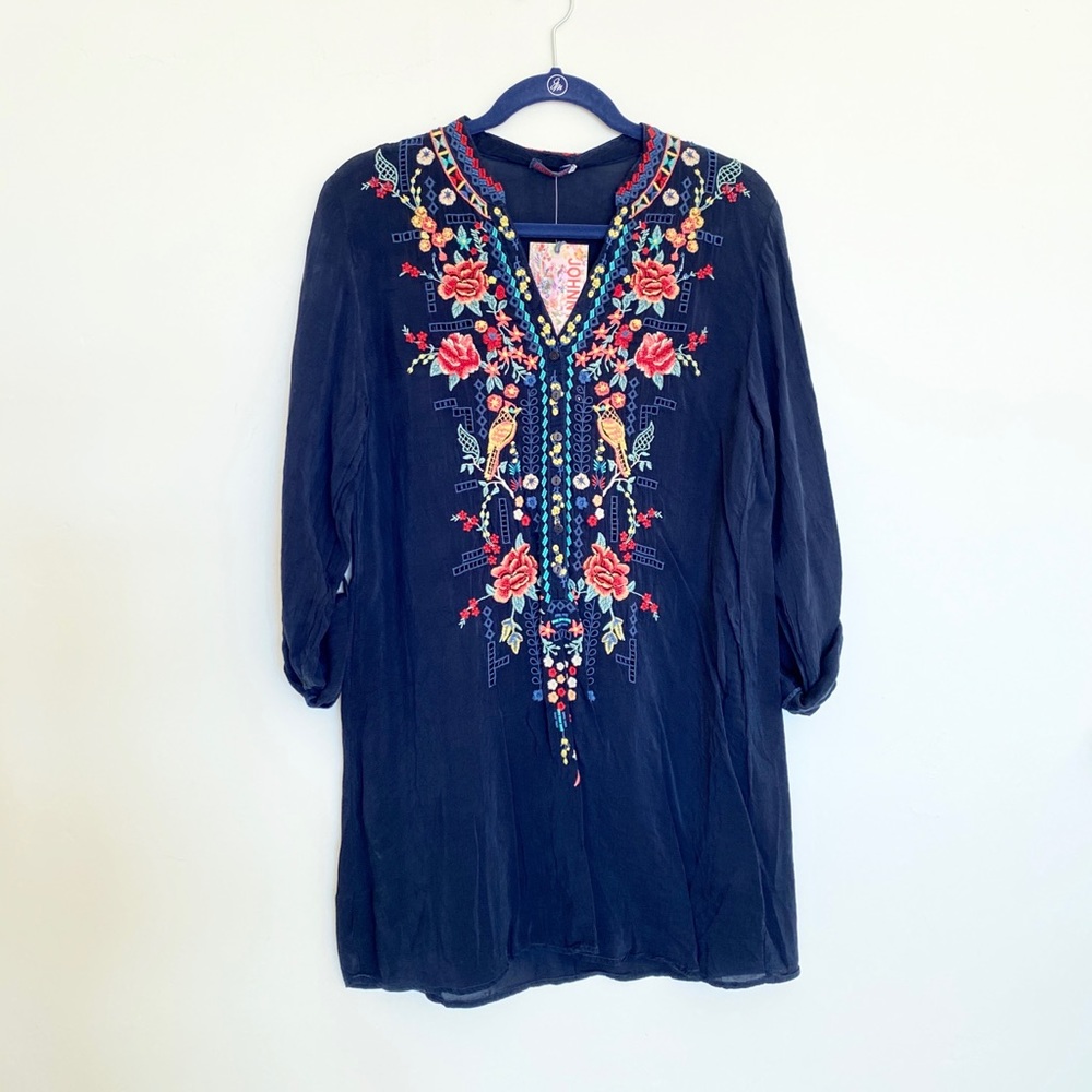 Johnny Was • NWT Navy Embroidered Tunic Top